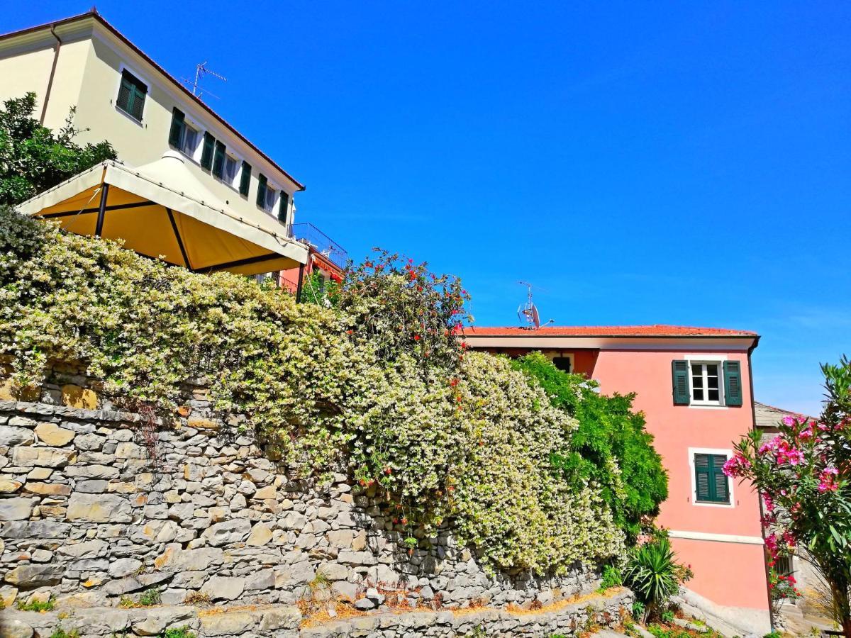 Case Vacanze Borgo Faraldi Villa Faraldi Luaran gambar