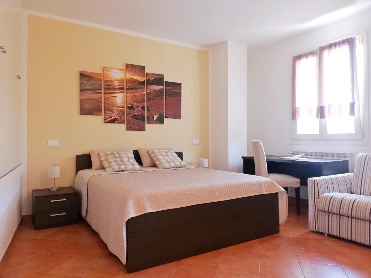 Case Vacanze Borgo Faraldi Villa Faraldi Luaran gambar